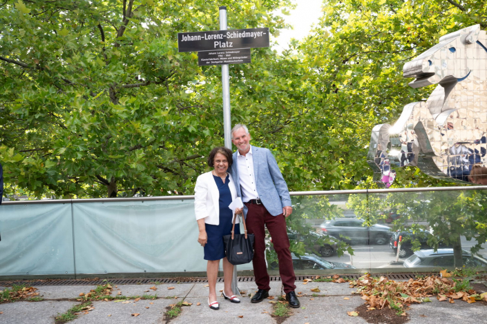 Elianne Schiedmayer mit Stefan Kull, Geschäftsführer der Schiedmayer Celesta GmbH