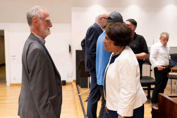 Elianne Schiedmayer im Gespräch mit Peter Zergiebel, Klavierbaumeister